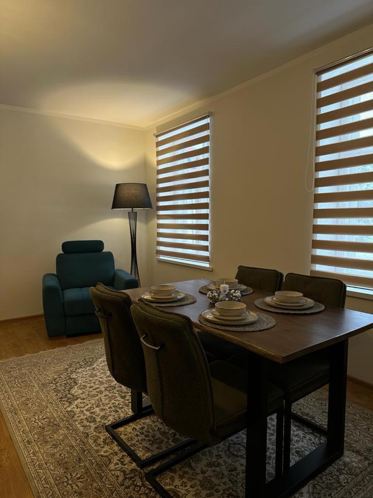 Dzirnavu Ielas Apartment Кулдига Экстерьер фото